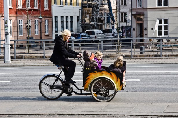copenhagenize-cargo-kids-four