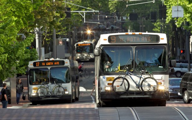bus-downtown-portland