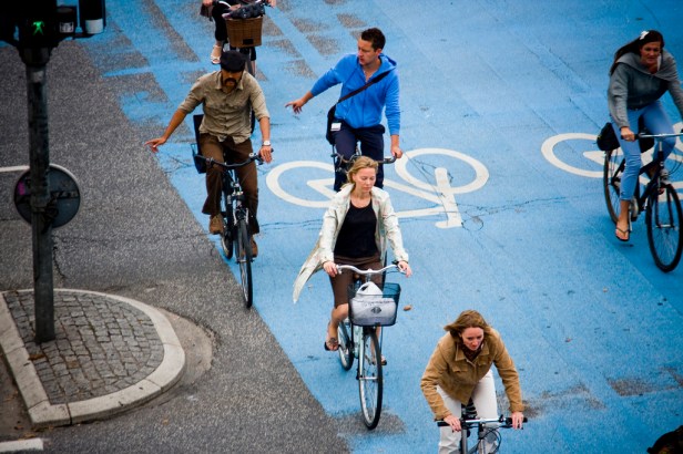 3800816936_c845104069_b